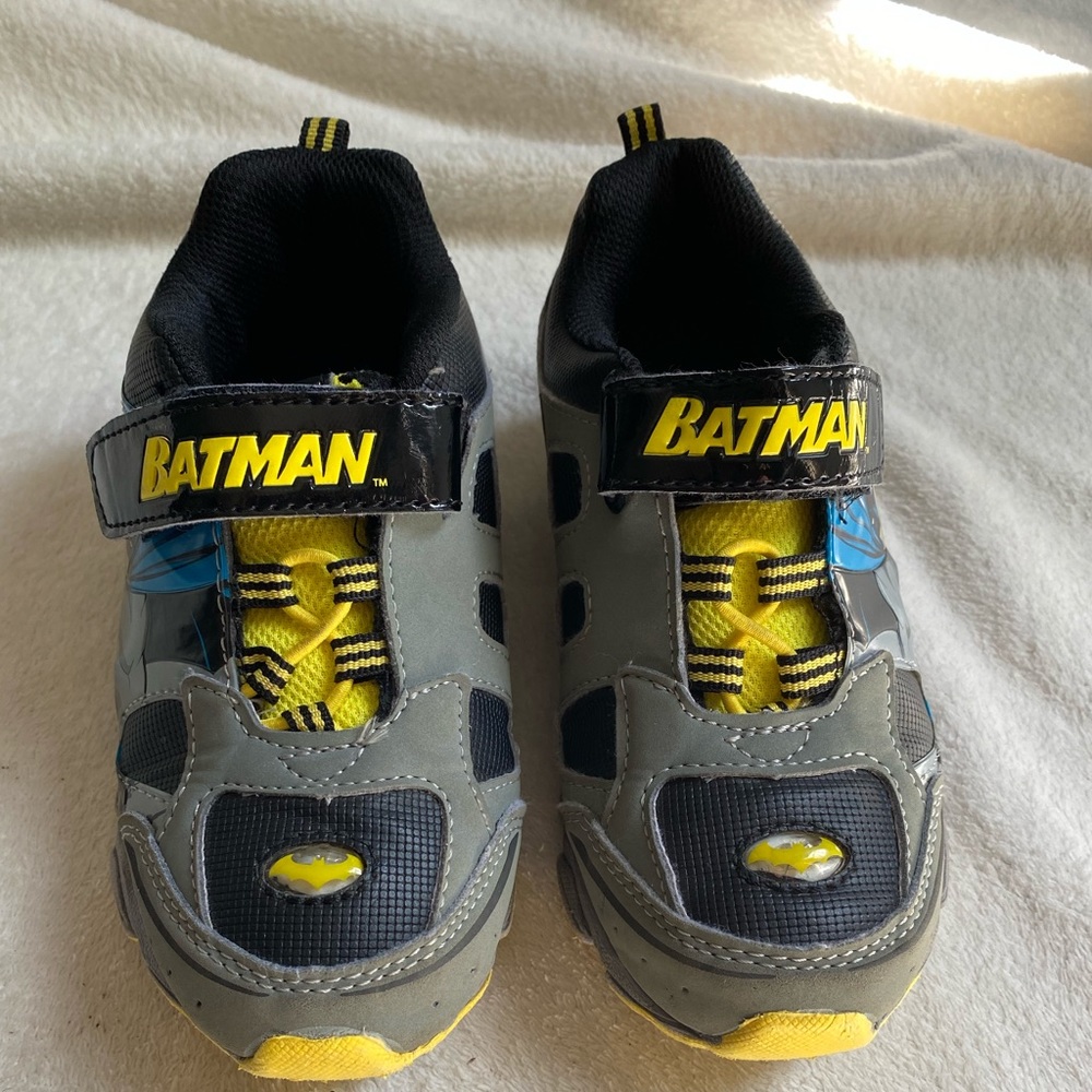 Boys light up Batman Shoes